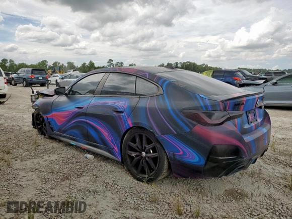 2022 BMW 4 Series M440i xDrive with VIN WBA13AW04NFM16353, listed as a Copart auction lot 61176795 with 39,619 mi miles and Salvage title. Bid and sale history available at DreamBid. Image 2.
