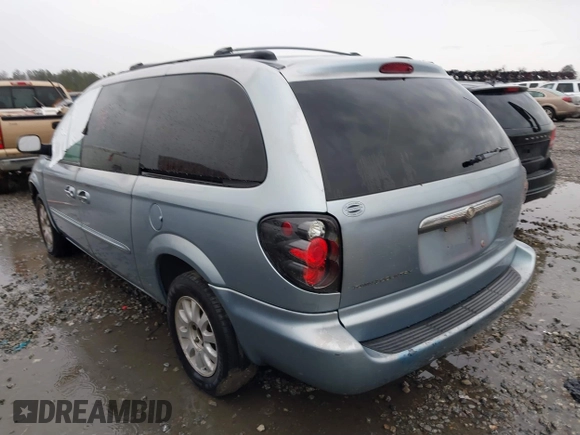 2003 Chrysler Town & Country LX with VIN 2C4GP44L53R209654, listed as a IAAI auction lot 41305673 with 258,070 mi miles and . Bid and sale history available at DreamBid. Image 3.