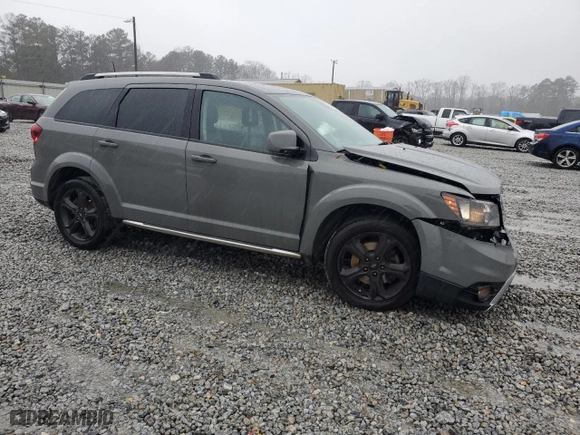 2020 Dodge Journey Crossroad with VIN 3C4PDCGB0LT265682, listed as a Copart auction lot 45090675 with 120,505 mi miles and Salvage Title. Bid and sale history available at carsss.com. Image 4.