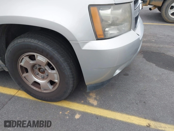 2010 Chevrolet Suburban Commercial with VIN 1GNUKHE30AR186320, listed as a IAAI auction lot 41544991 with 216,037 mi miles and . Bid and sale history available at DreamBid. Image 6.