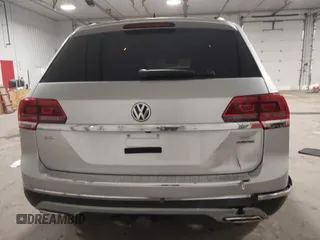 2018 Volkswagen Atlas 3.6L V6 SEL with VIN 1V2MR2CA5JC521172, listed as a IAAI auction lot 41957029 with 108,439 mi miles. Bid and sale history available at carsss.com. Image 16.
