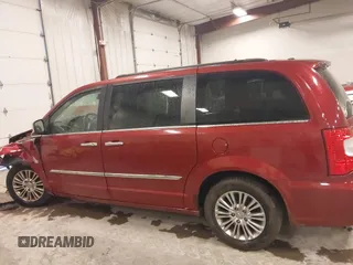 2015 Chrysler Town & Country Touring L with VIN 2C4RC1CG8FR525304, listed as a IAAI auction lot 41829438 with 125,587 mi miles and . Bid and sale history available at DreamBid. Image 14.