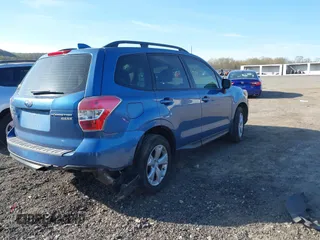 2016 Subaru Forester 2.5i with VIN JF2SJABC1GH466181, listed as a IAAI auction lot 42092643 with 108,779 mi miles. Bid and sale history available at carsss.com. Image 4.