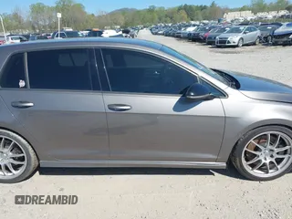 2017 Volkswagen Golf z VIN WVWVF7AU5HW015469, wystawiony jako IAAI lot #42033688 z przebiegiem 95 158 mil mil oraz . Historia ofert i sprzedaży dostępna na DreamBid. Obrazek 13.