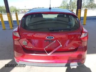 2013 Ford Focus SE with VIN 1FADP3K21DL347246, listed as a IAAI auction lot 42068664 with Not Provided miles and . Bid and sale history available at DreamBid. Image 16.