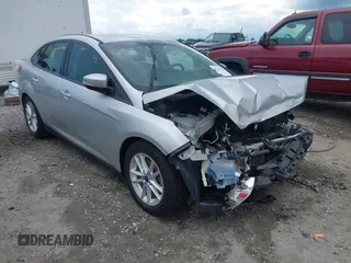 2015 Ford Focus SE с VIN 1FADP3F25FL371739, выставлен на аукционе IAAI как лот 42257525 с пробегом Не указан миль и . История ставок и продаж доступна на DreamBid. Изображение 1.