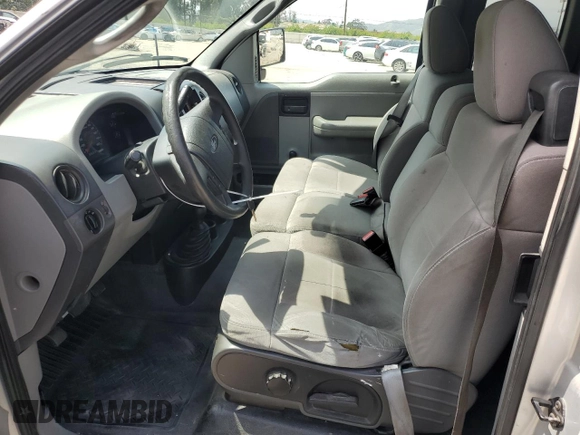 2005 Ford F-150 STX с VIN 1FTRX14W45FB50432, выставлен на аукционе Copart как лот 55285845 с пробегом 272 708 миль миль и Списание • Salvage title. История ставок и продаж доступна на DreamBid. Изображение 7.