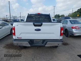 2019 Ford F-150 XL z VIN 1FTEW1E50KKE04180, wystawiony jako IAAI lot #42421022 z przebiegiem 73 912 mil mil oraz . Historia ofert i sprzedaży dostępna na DreamBid. Obrazek 17.