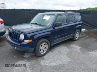 2014 Jeep Patriot Altitude z VIN 1C4NJPBA0ED585356, wystawiony jako IAAI lot #41601154 z przebiegiem 169 333 mil mil oraz . Historia ofert i sprzedaży dostępna na DreamBid. Obrazek 2.