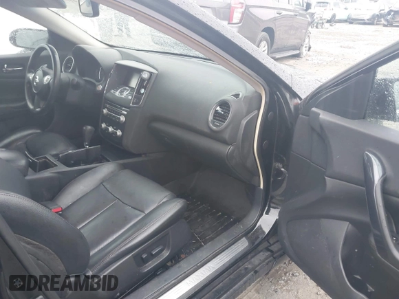 2014 Nissan Maxima S with VIN 1N4AA5AP2EC456457, listed as a IAAI auction lot 41077168 with 171,846 mi miles and . Bid and sale history available at DreamBid. Image 5.