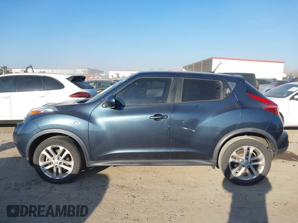 2014 Nissan Juke S with VIN JN8AF5MR1ET354919, listed as a IAAI auction lot 41663488 with 121,694 mi miles. Bid and sale history available at carsss.com. Image 14.