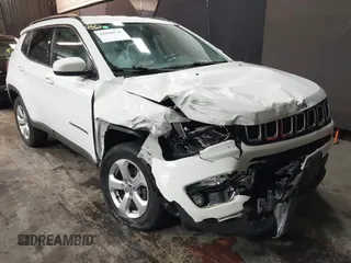 2018 Jeep Compass Latitude z VIN 3C4NJDBB9JT313741, wystawiony jako IAAI lot #41048735 z przebiegiem 67 846 mil mil oraz . Historia ofert i sprzedaży dostępna na DreamBid. Obrazek 1.