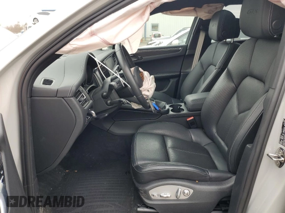 2023 Porsche Macan GTS with VIN WP1AF2A52PLB55150, listed as a Copart auction lot 47746014 with 6,786 mi miles and Salvage title. Bid and sale history available at DreamBid. Image 7.
