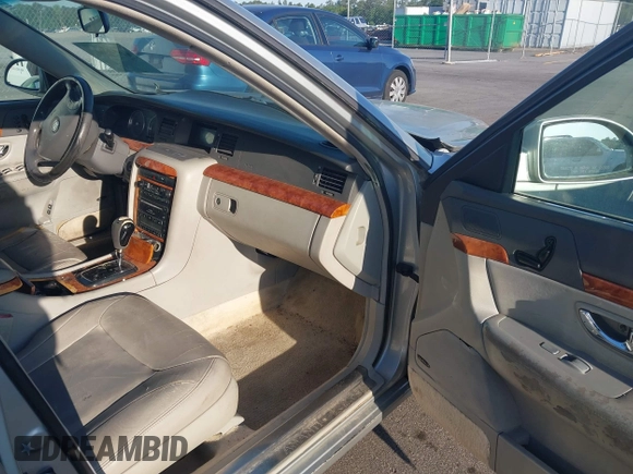 2004 Kia Amanti z VIN KNALD124645031511, wystawiony jako IAAI lot #42036901 z przebiegiem 218 926 mil mil oraz . Historia ofert i sprzedaży dostępna na DreamBid. Obrazek 5.