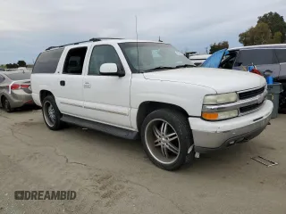 2002 Chevrolet Suburban Z71 with VIN 3GNFK16T12G337293, listed as a Copart auction lot 45226565 with 254,901 mi miles and Salvage Title. Bid and sale history available at carsss.com. Image 4.