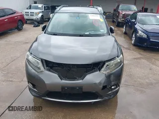 2015 Nissan Rogue SL with VIN 5N1AT2MT4FC773875, listed as a IAAI auction lot 41803439 with 206,399 mi miles. Bid and sale history available at carsss.com. Image 12.