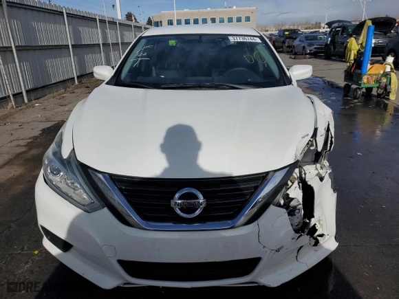 2018 Nissan Altima 2.5 S with VIN 1N4AL3AP5JC116745, listed as a Copart auction lot 37736744 with 142,281 mi miles and Salvage Title. Bid and sale history available at carsss.com. Image 5.