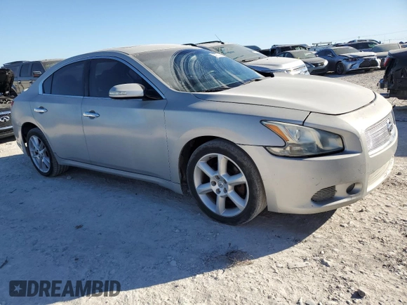 2010 Nissan Maxima SV with VIN 1N4AA5AP2AC802064, listed as a Copart auction lot 82380764 with 201,666 mi miles and Clean title. Bid and sale history available at DreamBid. Image 4.