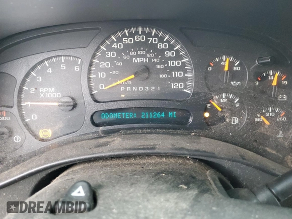 2006 Chevrolet Suburban LS with VIN 3GNGK26U36G231663, listed as a Copart auction lot 86627644 with 211,264 mi miles and Salvage Title. Bid and sale history available at carsss.com. Image 9.