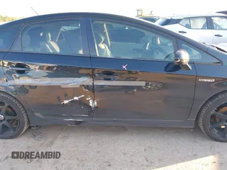 2011 Toyota Prius I with VIN JTDKN3DUXB0293692, listed as a IAAI auction lot 41628333 with 124,577 mi miles. Bid and sale history available at carsss.com. Image 13.