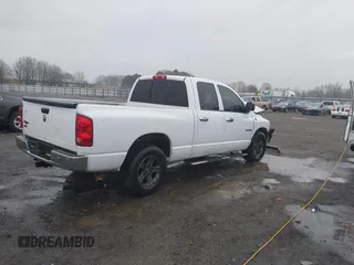 2008 Dodge 1500 SLT with VIN 1D7HA18N68S580298, listed as a IAAI auction lot 41554979 with 204,115 mi miles and . Bid and sale history available at DreamBid. Image 4.