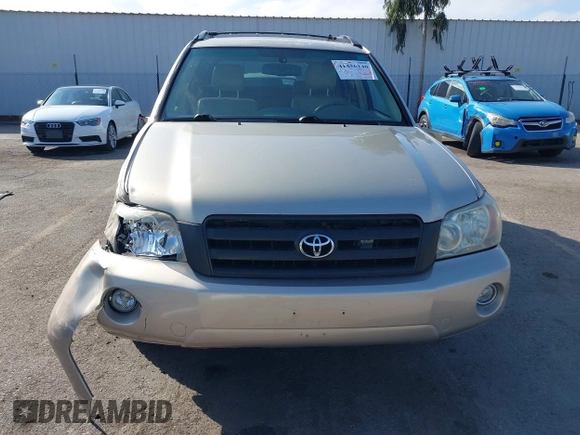 2007 Toyota Highlander w/3rd Row z VIN JTEDP21A170142864, wystawiony jako IAAI lot #41456140 z przebiegiem 210 347 mil mil oraz . Historia ofert i sprzedaży dostępna na DreamBid. Obrazek 13.