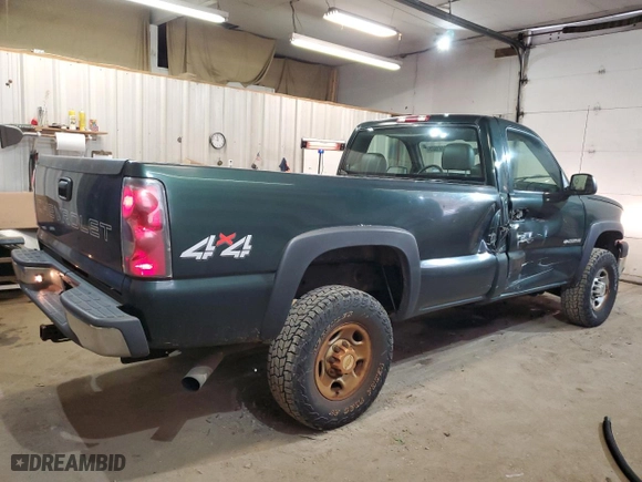 2005 Chevrolet Silverado 2500HD with VIN 1GCHK24U05E122552, listed as a Copart auction lot 48241025 with 96,950 mi miles and Salvage Title. Bid and sale history available at carsss.com. Image 3.