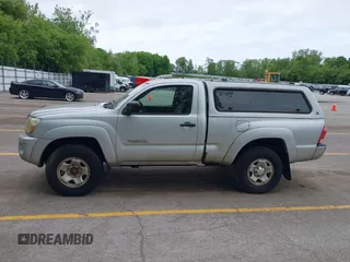 2006 Toyota Tacoma z VIN 5TEPX42N56Z256038, wystawiony jako IAAI lot #42290164 z przebiegiem 263 291 mil mil oraz . Historia ofert i sprzedaży dostępna na DreamBid. Obrazek 14.