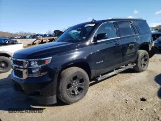 2019 Chevrolet Tahoe LS z VIN 1GNSKAKC3KR321276, wystawiony jako Copart lot #46582765 z przebiegiem 39 833 mil mil oraz Szkoda całkowita • Salvage title. Historia ofert i sprzedaży dostępna na DreamBid. Obrazek 1.