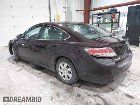 2011 Mazda Mazda6 i Sport with VIN 1YVHZ8BH4B5M30639, listed as a IAAI auction lot 41695216 with 190,338 mi miles. Bid and sale history available at carsss.com. Image 3.
