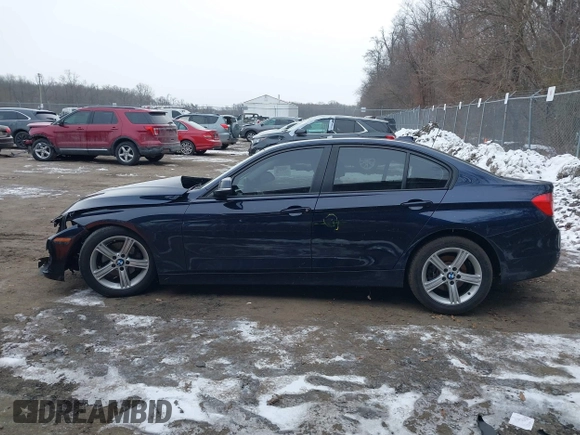 2013 BMW 3 Series 328i xDrive with VIN WBA3B5C55DF590224, listed as a IAAI auction lot 41348272 with 117,392 mi miles. Bid and sale history available at carsss.com. Image 14.