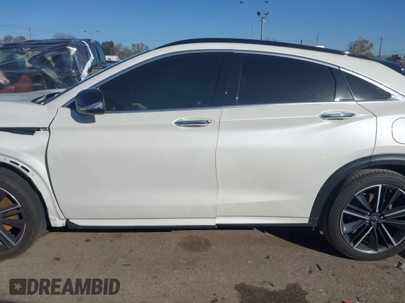 2023 Infiniti QX55 Luxe z VIN 3PCAJ5JR7PF109627, wystawiony jako IAAI lot #41213605 z przebiegiem 16 561 mil mil oraz . Historia ofert i sprzedaży dostępna na DreamBid. Obrazek 14.
