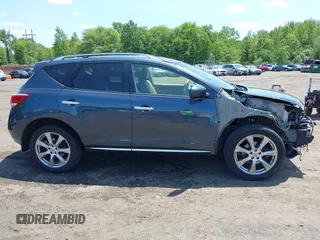 2014 Nissan Murano SL z VIN JN8AZ1MW5EW507368, wystawiony jako IAAI lot #42403046 z przebiegiem 102 729 mil mil oraz . Historia ofert i sprzedaży dostępna na DreamBid. Obrazek 13.