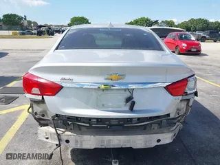 2014 Chevrolet Impala LTZ with VIN 2G1145SL2E9213986, listed as a IAAI auction lot 41526798 with 202,836 mi miles. Bid and sale history available at carsss.com. Image 17.
