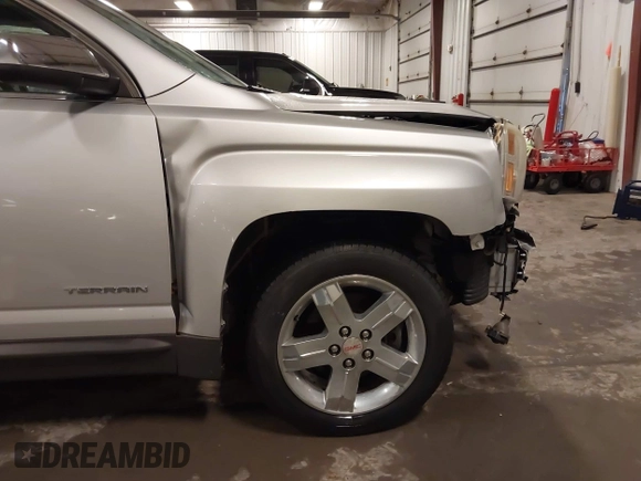 2011 GMC Terrain SLT-2 with VIN 2CTALWEC0B6450568, listed as a IAAI auction lot 41922964 with 181,378 mi miles and . Bid and sale history available at carsss.com. Image 21.