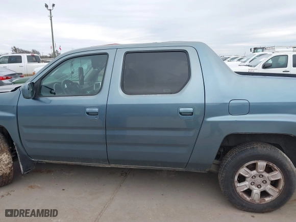 2006 Honda Ridgeline RTL with VIN 2HJYK16566H571367, listed as a IAAI auction lot 41342775 with 250,432 mi miles. Bid and sale history available at carsss.com. Image 14.