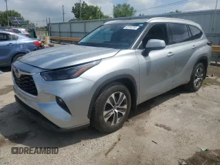 2022 Toyota Highlander XLE z VIN 5TDGZRBH0NS184419, wystawiony jako Copart lot #63783705 z przebiegiem 82 318 mil mil oraz Szkoda całkowita • Salvage title. Historia ofert i sprzedaży dostępna na DreamBid. Obrazek 1.