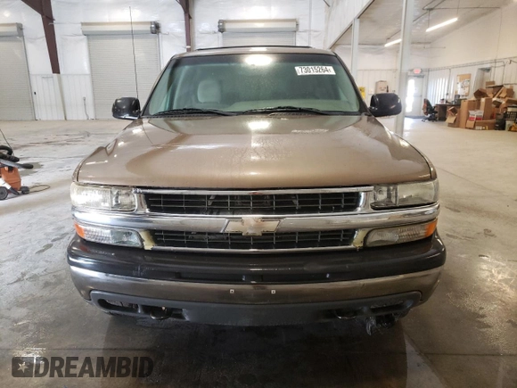 2003 Chevrolet Suburban LT with VIN 1GNFK16Z83J343998, listed as a Copart auction lot 73015264 with 298,313 mi miles and Clean Title. Bid and sale history available at carsss.com. Image 5.
