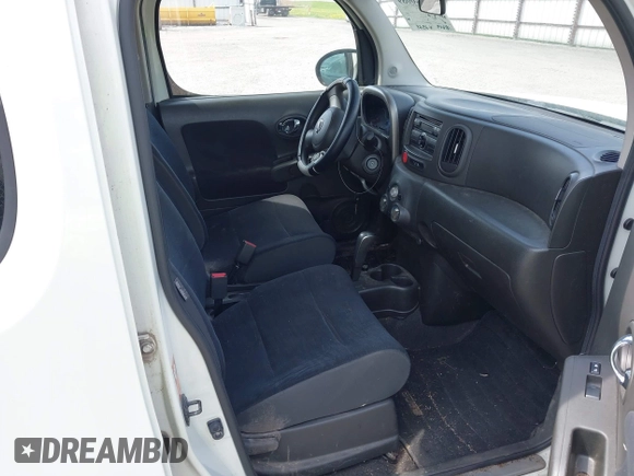 2009 Nissan Cube 1.8 SL with VIN JN8AZ28R09T111558, listed as a IAAI auction lot 42126089 with 181,649 mi miles. Bid and sale history available at carsss.com. Image 5.