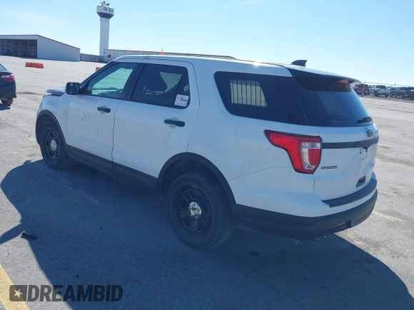 2019 Ford Police Interceptor Utility z VIN 1FM5K8ARXKGB28408, wystawiony jako IAAI lot #41883272 z przebiegiem 114 328 mil mil oraz . Historia ofert i sprzedaży dostępna na DreamBid. Obrazek 3.