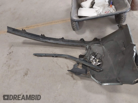 2005 Toyota Prius with VIN JTDKB20U453123405, listed as a IAAI auction lot 42080386 with 262,688 mi miles and . Bid and sale history available at DreamBid. Image 12.