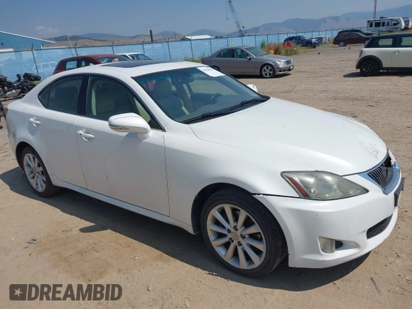 2009 Lexus IS with VIN JTHCK262595035403, listed as a IAAI auction lot 39838003 with 185,486 mi miles. Bid and sale history available at carsss.com. Image 1.