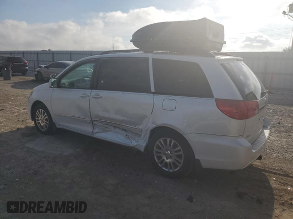 2008 Toyota Sienna XLE z VIN 5TDZK22CX8S122829, wystawiony jako Copart lot #58202065 z przebiegiem 228 678 mil mil oraz Szkoda całkowita • Salvage title. Historia ofert i sprzedaży dostępna na DreamBid. Obrazek 2.