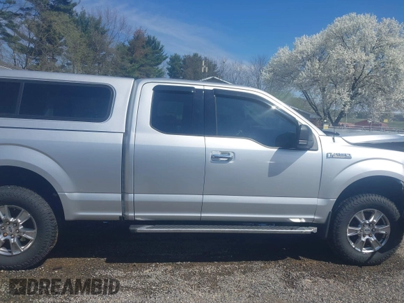2017 Ford F-150 XL z VIN 1FTFX1EF1HFC58108, wystawiony jako IAAI lot #41961860 z przebiegiem 156 002 mil mil oraz . Historia ofert i sprzedaży dostępna na DreamBid. Obrazek 13.