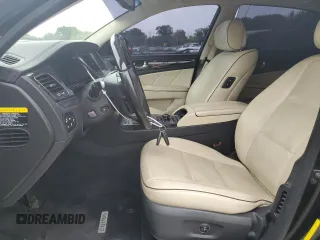 2016 Hyundai Equus Signature z VIN KMHGH4JH1GU103056, wystawiony jako Copart lot #65665644 z przebiegiem 86 398 mil mil oraz Szkody całkowita. Historia ofert i sprzedaży dostępna na DreamBid. Obrazek 7.