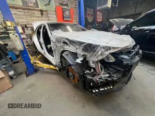2023 BMW 7 Series 760i xDrive z VIN WBA33EJ02PCN27706, wystawiony jako Copart lot #44884564 z przebiegiem Nie podano mil oraz . Historia ofert i sprzedaży dostępna na DreamBid. Obrazek 1.