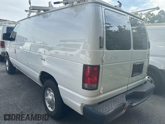2013 Ford Econoline Cargo Commercial with VIN 1FTNE2EL1DDB26372, listed as a IAAI auction lot 42787142 with 117,378 mi miles and . Bid and sale history available at DreamBid. Image 14.