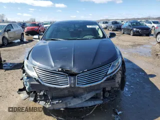 2013 Lincoln MKZ with VIN 3LN6L2J99DR800226, listed as a Copart auction lot 47105465 with Not Provided miles and Salvage Title. Bid and sale history available at DreamBid. Image 5.