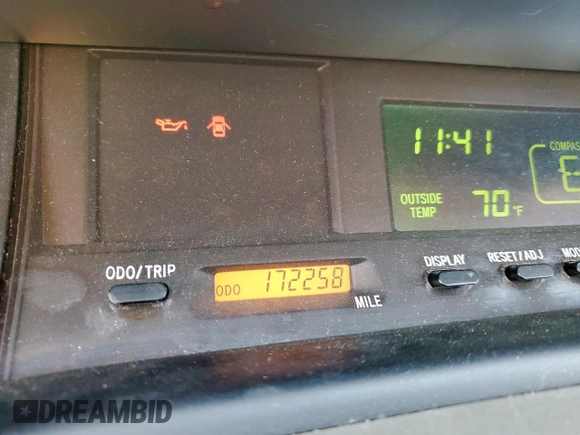 2000 Toyota Avalon XL z VIN 4T1BF28B7YU074685, wystawiony jako Copart lot #54523145 z przebiegiem 172 258 mil mil oraz Szkoda całkowita • Salvage title. Historia ofert i sprzedaży dostępna na DreamBid. Obrazek 9.