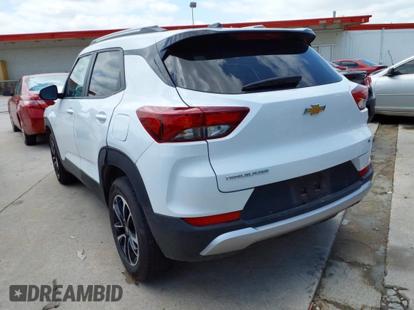 2024 Chevrolet TrailBlazer LT with VIN KL79MPSL4RB120653, listed as a IAAI auction lot 42214651 with Not Provided miles and . Bid and sale history available at DreamBid. Image 3.